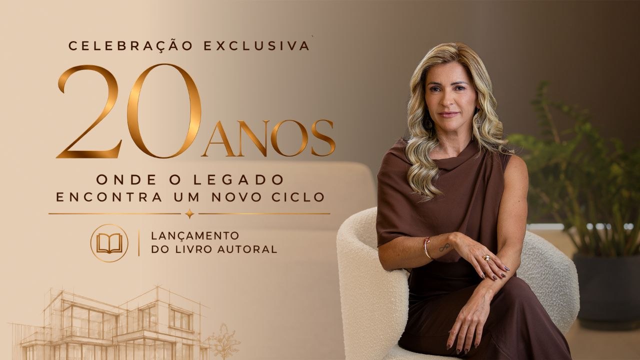 Adriana Nogueira em ambiente sofisticado